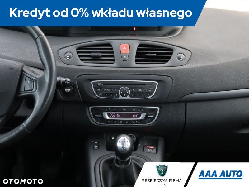 Renault Scenic - 13