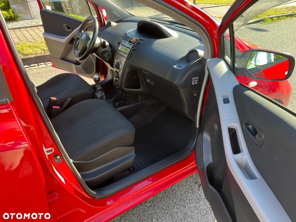 Toyota Yaris 1.33 Luna - 9