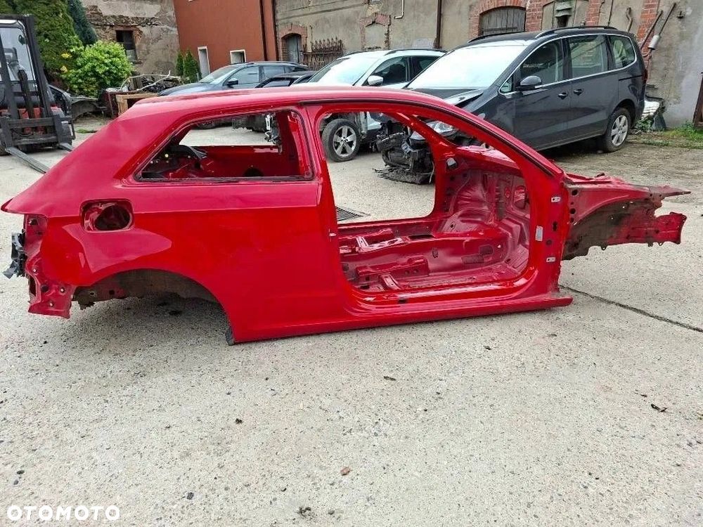 Audi A3 8V 2018 Ćwiartka przednia prawa przód lakier LY3U próg słupek prawy - 6