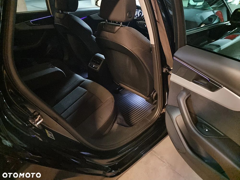 Audi A4 Limousine - 22