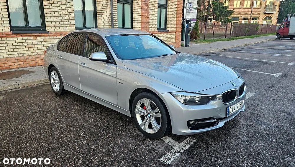 BMW Seria 3 318d Blue Performance Sport Line - 18