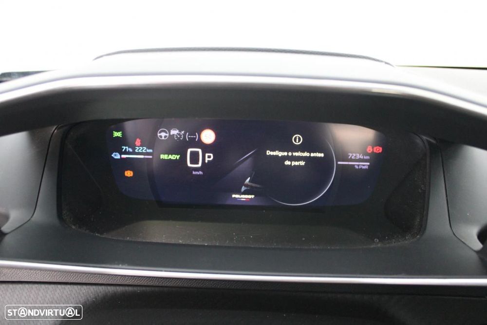 Peugeot e-2008 50 kWh GT - 24