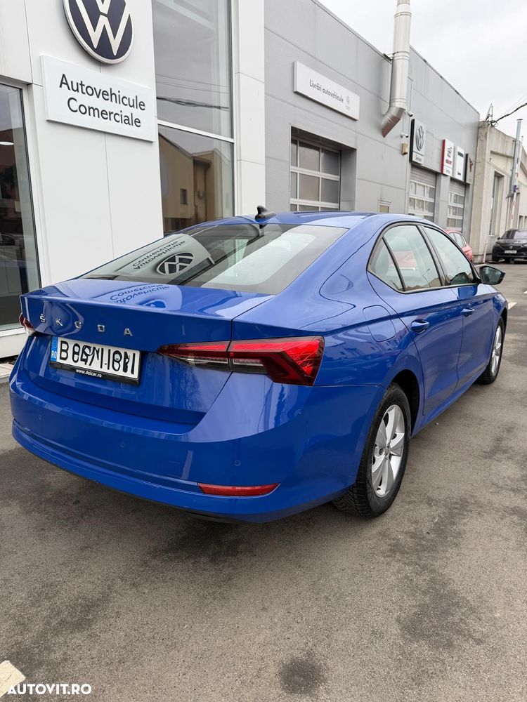 Skoda Octavia 2.0 TDI DSG Style - 3