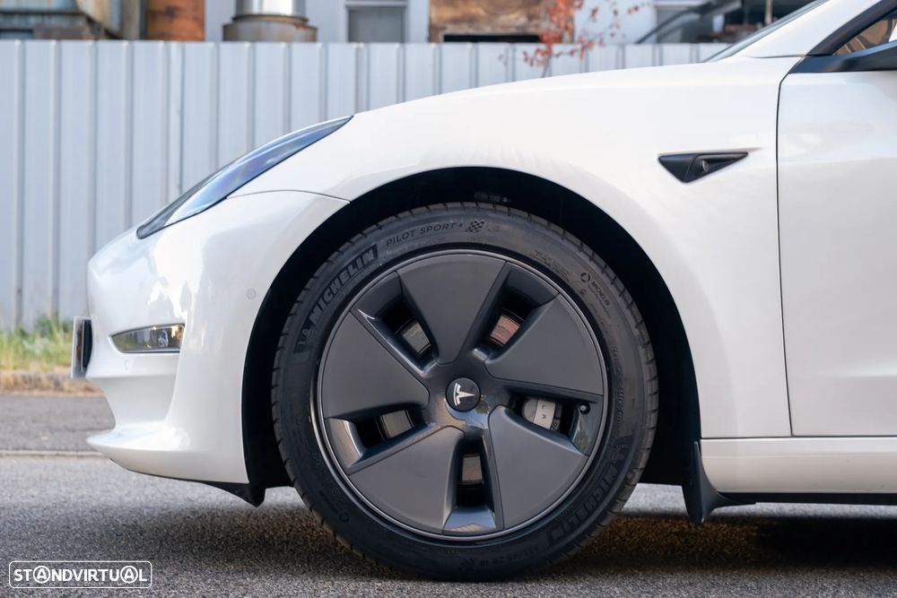 Tesla Model 3 Long Range Tração Integral - 17