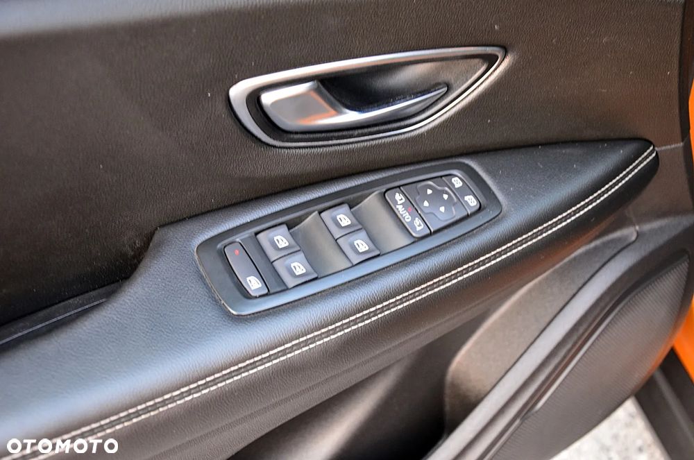 Renault Scenic - 11