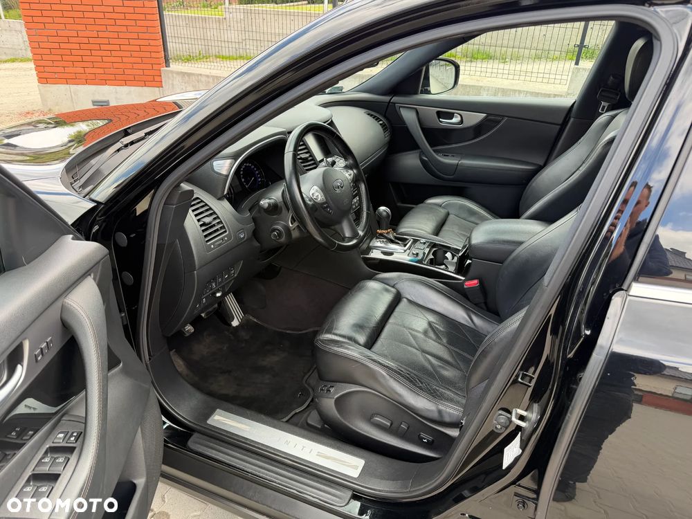 Infiniti FX FX30d S Premium - 6