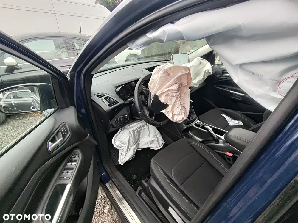 Ford Kuga 1.5 EcoBoost FWD Trend ASS - 24