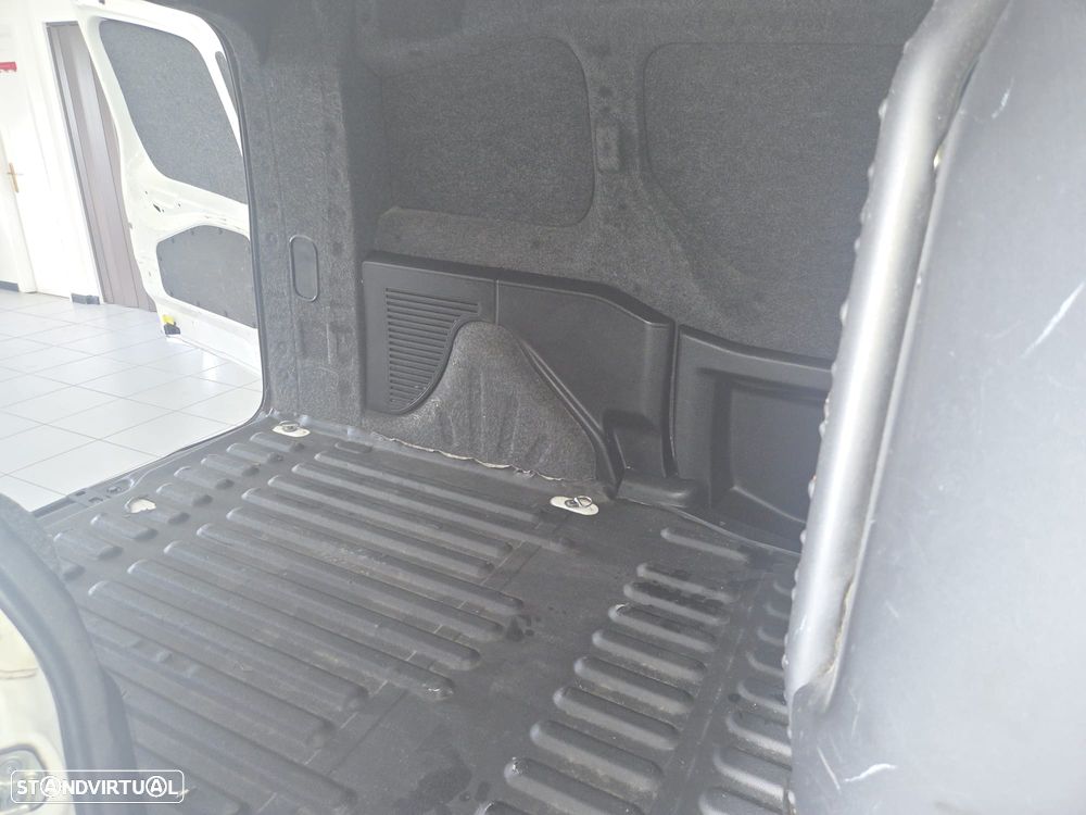 Citroën BERLINGO - 14
