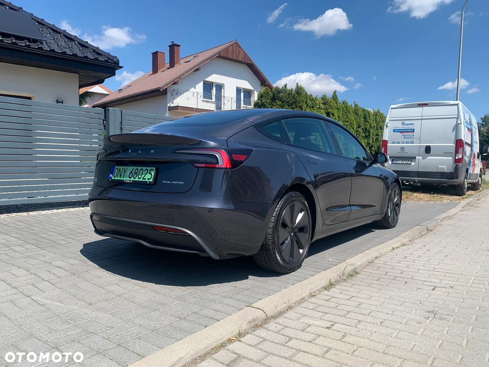 Tesla Model 3 AWD - 13