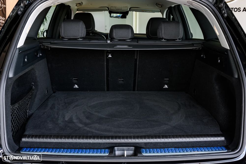 Mercedes-Benz GLC 300 - 27