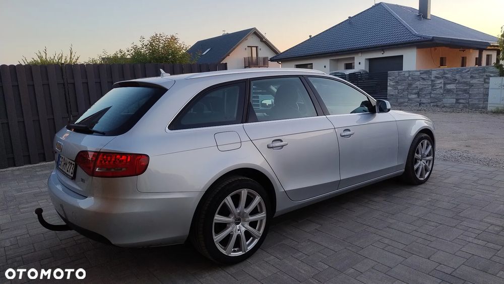 Audi A4 Avant 2.0 TDI DPF multitronic Ambiente - 9