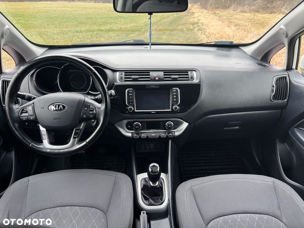 Kia Rio 1.4 Business Line Plus - 11