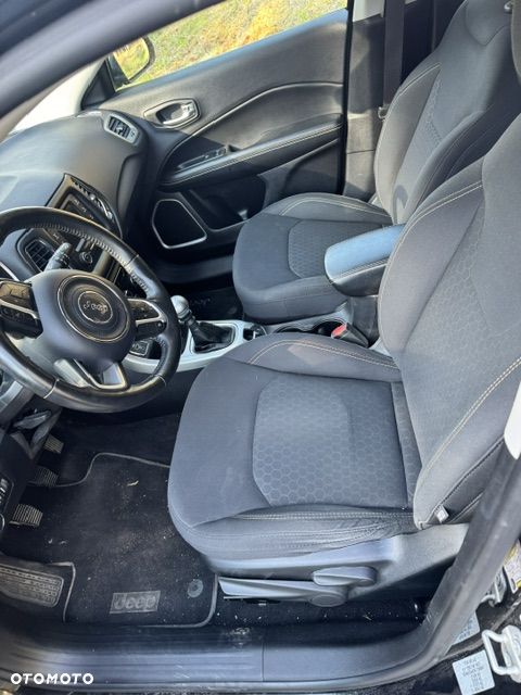 Jeep Compass 1.4 TMair Sport FWD S&S - 12