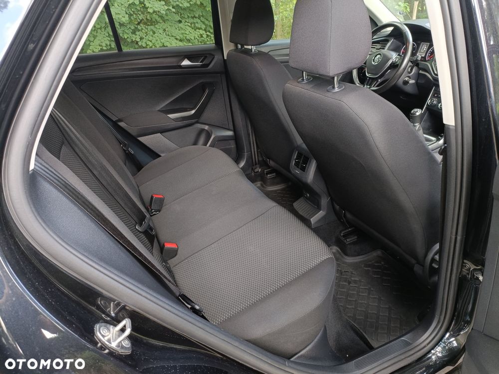 Volkswagen T-Roc 1.6 TDI SCR DPF Advance - 17