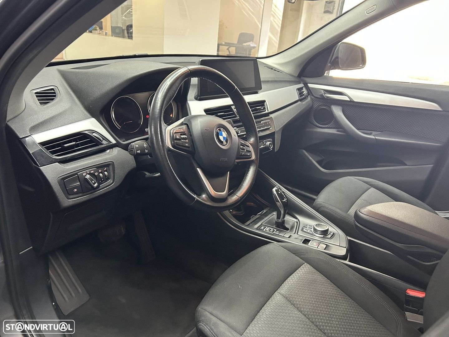 BMW X1 16 d sDrive Advantage Auto - 10