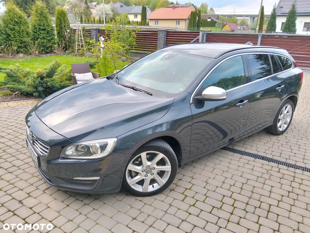 Volvo V60 D2 Momentum - 6