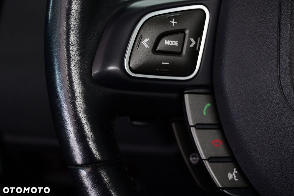 Land Rover Range Rover Evoque - 28