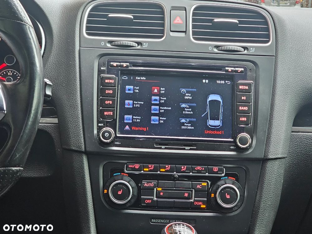 Volkswagen Golf 2.0 GTI - 11