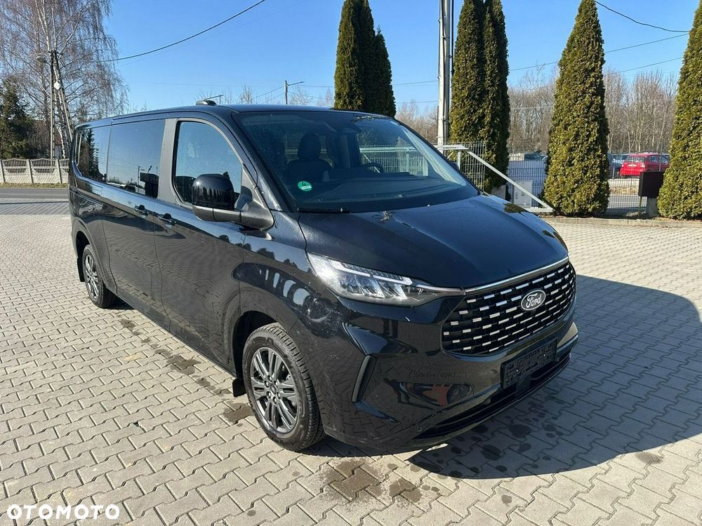 Ford Tourneo Custom - 10