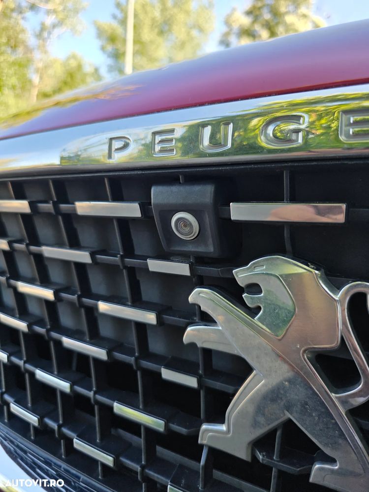 Peugeot 3008 PureTech 130 Stop & Start GPF EAT8 Allure - 13