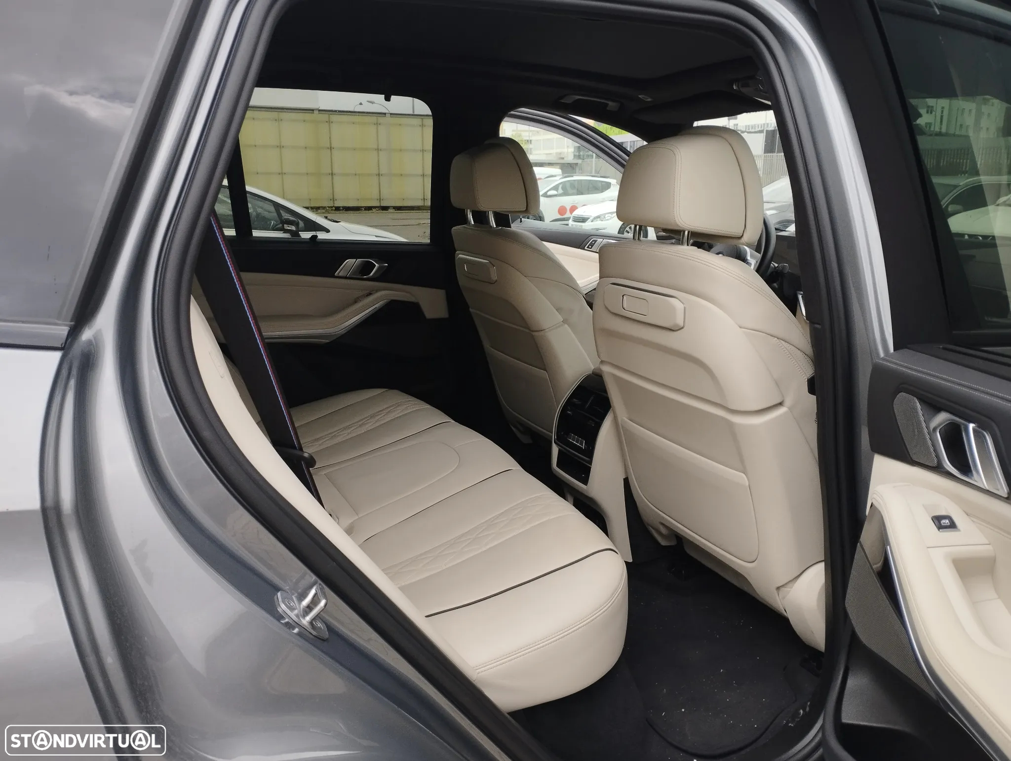 BMW X5 50 e xDrive Pack M Desportivo Pro - 26