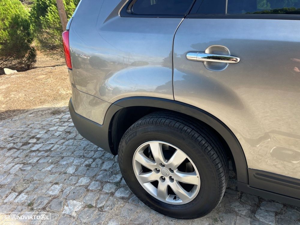 Kia Sorento 2.2 CRDi EX - 19