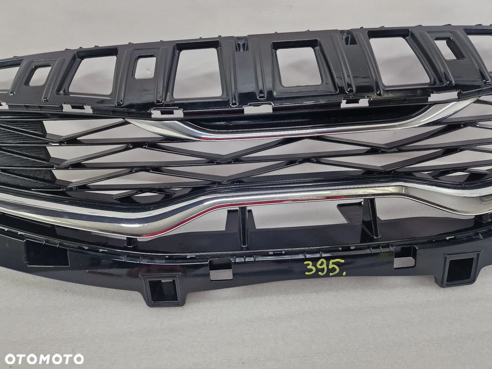 KIA CEED 3 III LIFT 21- ATRAPA / GRILL PRZEDNI PRZÓD W POŁYSKU , NR 86351-J7DB0 , NR AUKCJI GL395 - 4
