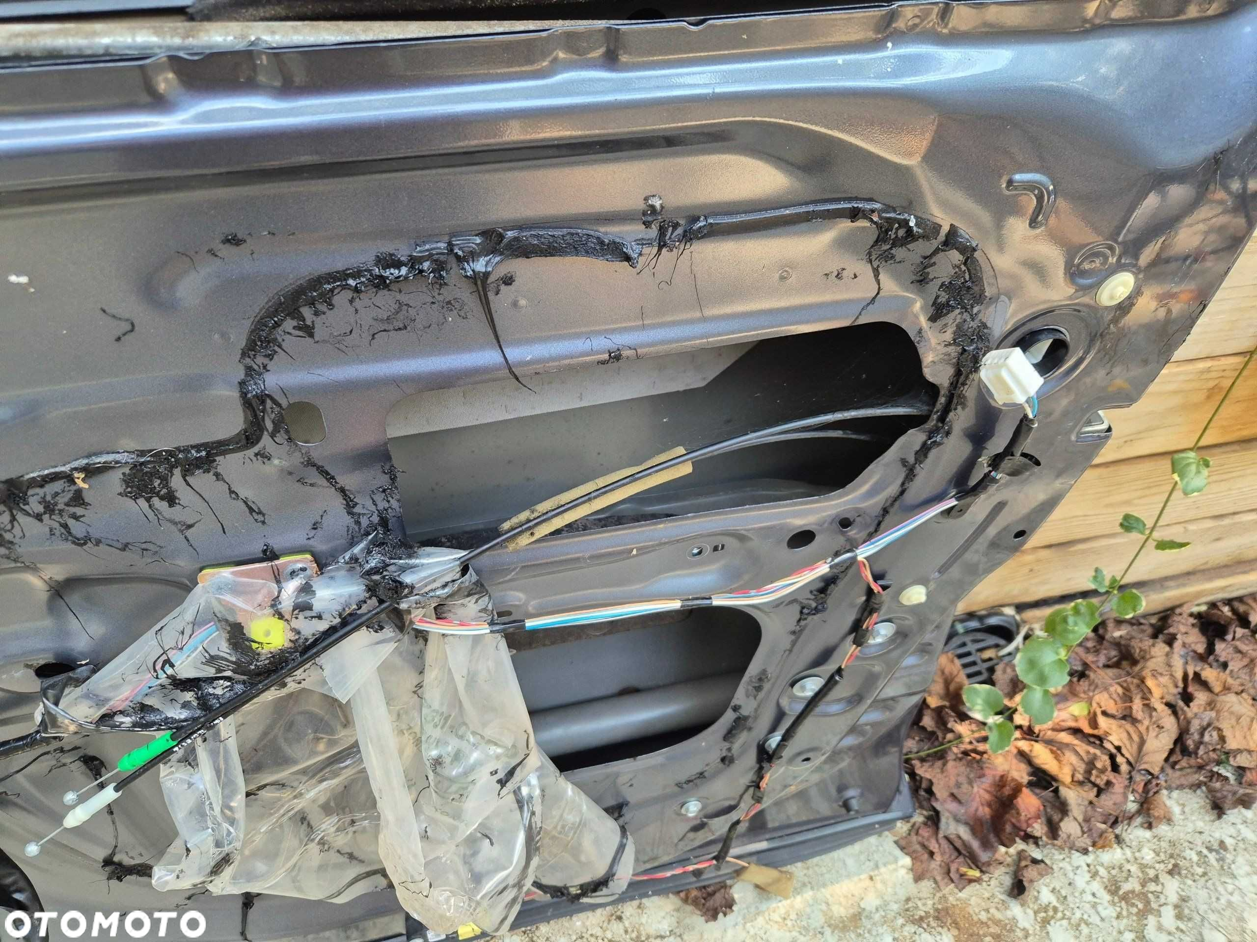 Toyota Tundra Crew Max 2007 - 2013 Przednie prawe drzwi - 6