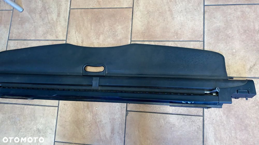 ROLETA BAGAŻNIKA BMW E61 - 4