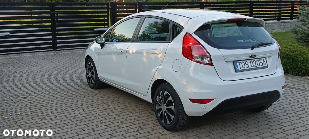 Ford Fiesta 1.0 Champions Edition - 10