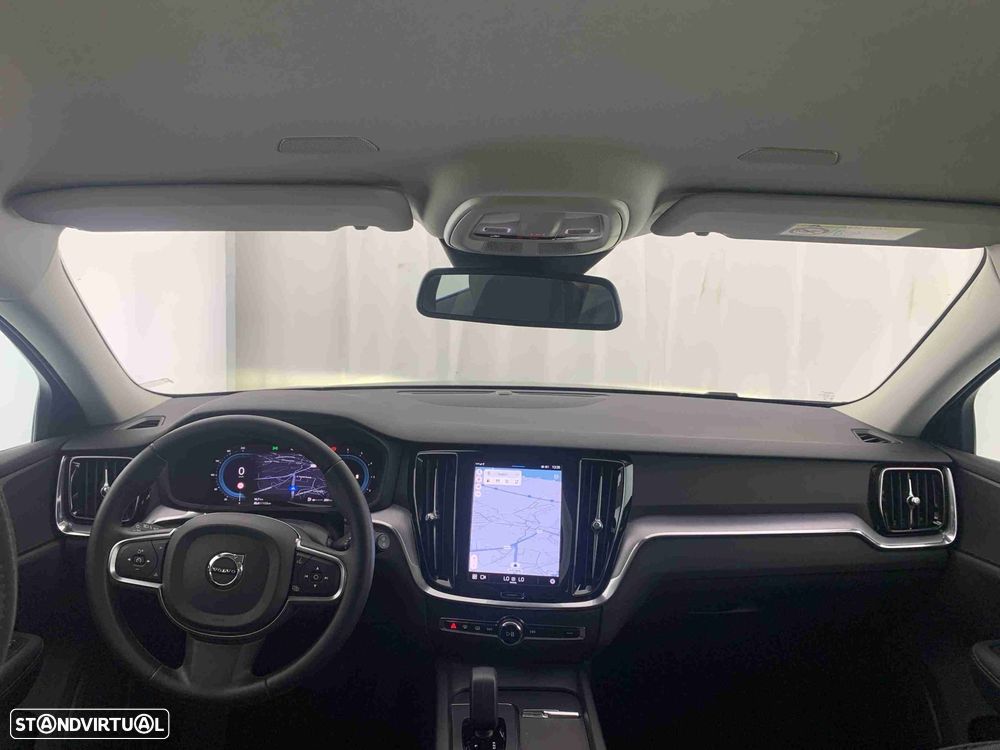 Volvo V60 2.0 B4 Essential Auto - 13