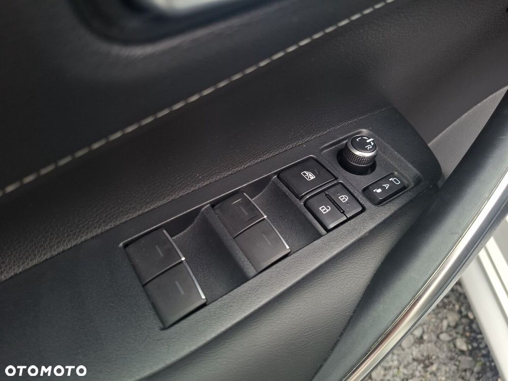 Toyota Corolla 2.0 Hybrid Comfort - 22