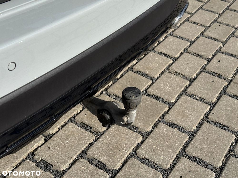 Mercedes-Benz GLC - 34