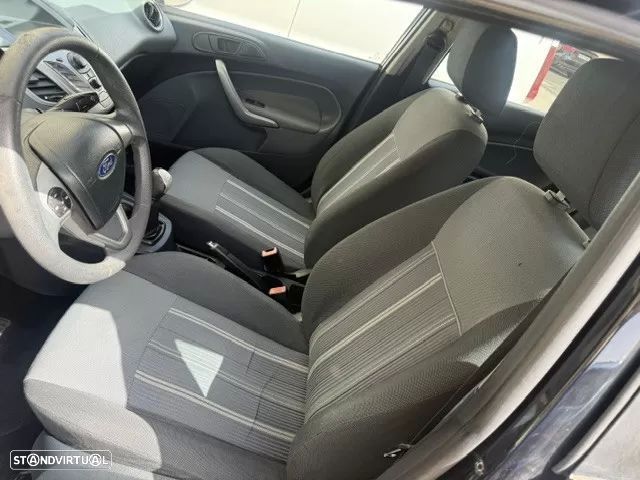 Ford Fiesta 1.4 TDCI - 15