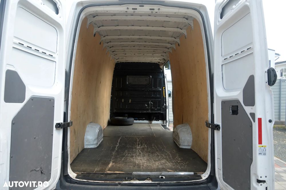 Volkswagen Crafter - 6