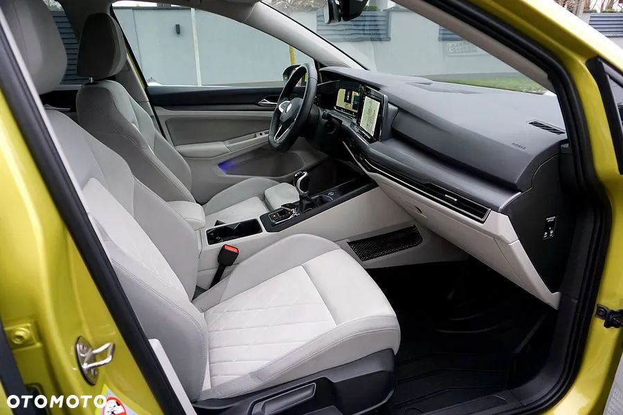 Volkswagen Golf - 30