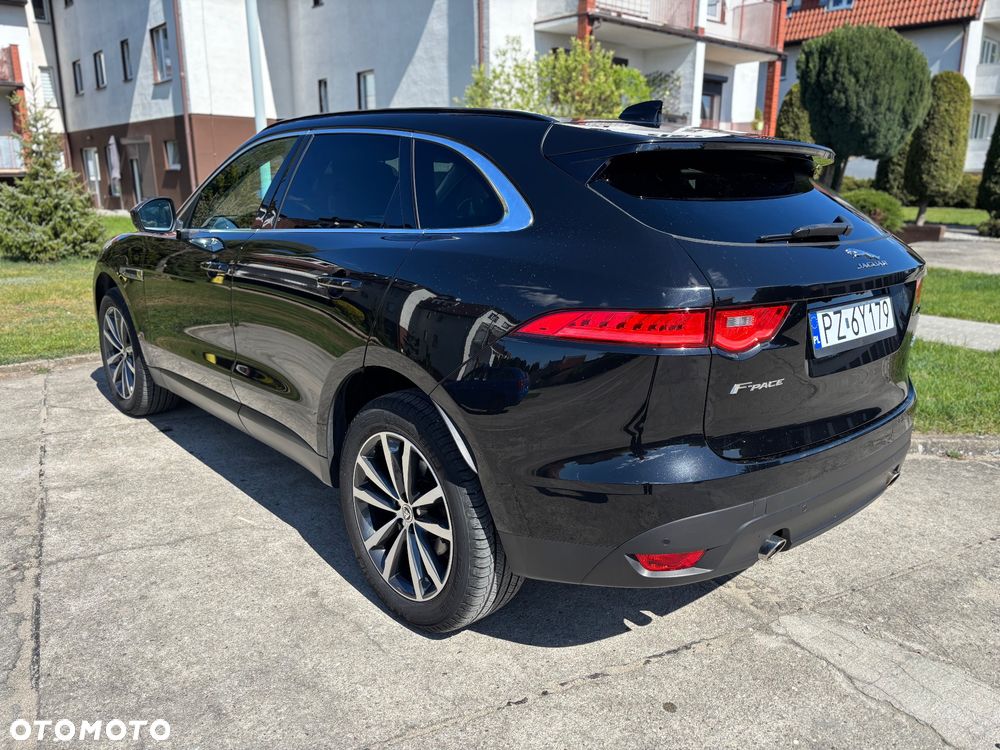 Jaguar F-Pace 2.0 i4D AWD Pure - 5