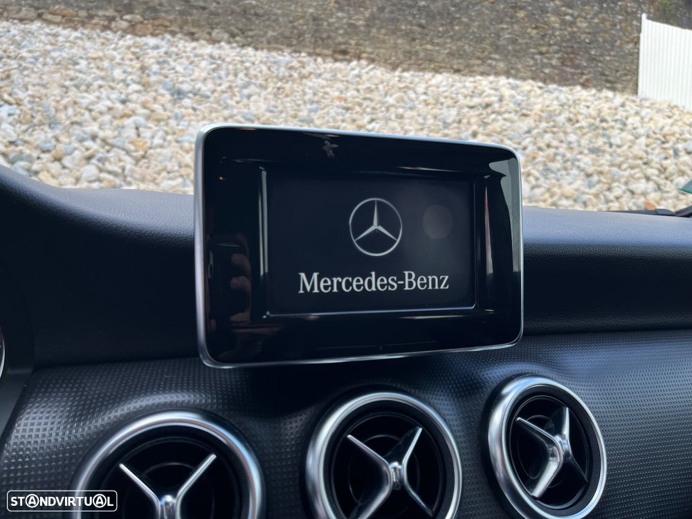 Mercedes-Benz A 180 CDI BlueEFFICIENCY - 43