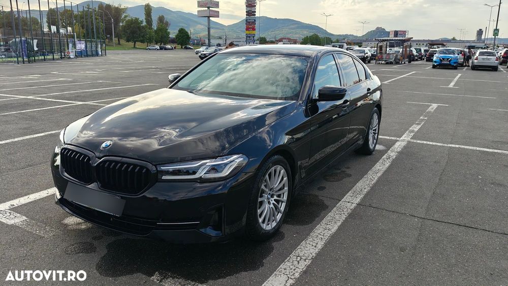 BMW Seria 5 530i AT MHEV - 1