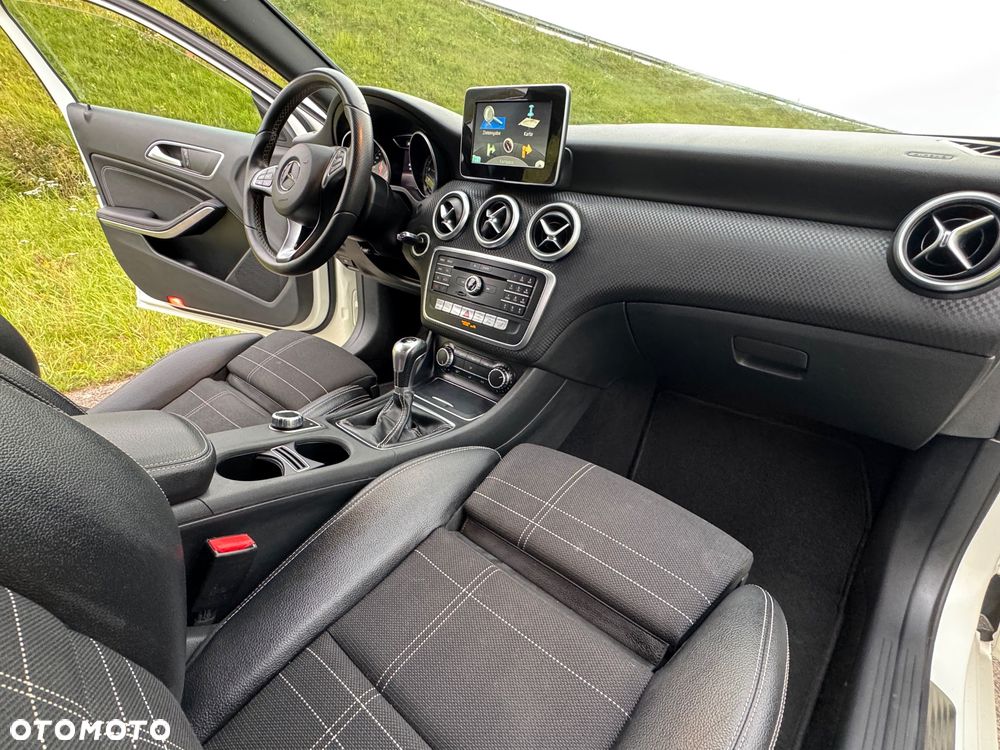 Mercedes-Benz Klasa A 180 Activity Edition - 31
