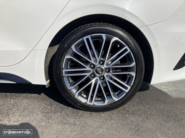 Kia ProCeed 1.6 CRDi DCT7 SCR GT LINE - 13