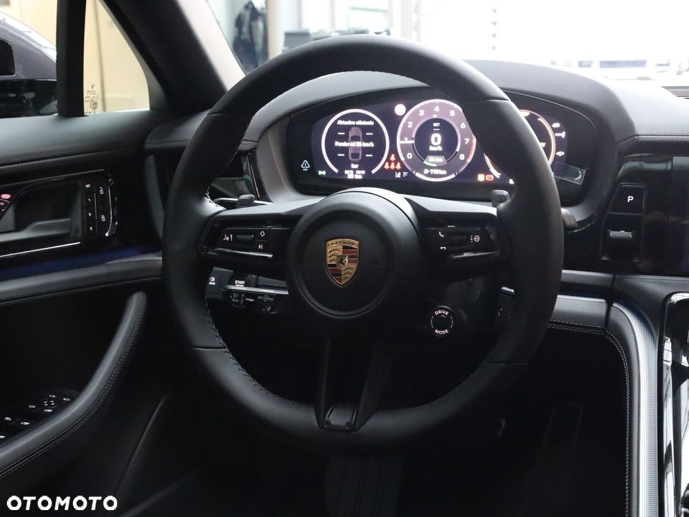 Porsche Panamera - 18