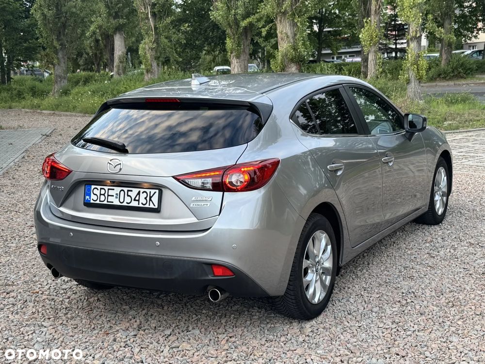Mazda 3 - 4