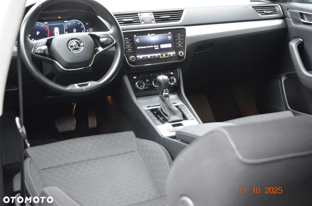 Skoda Superb 2.0 TDI SCR Ambition DSG - 19