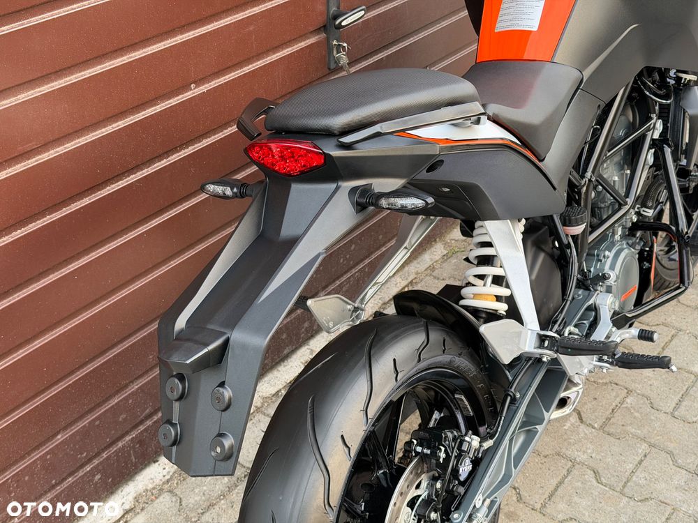 KTM Duke 125 - 7