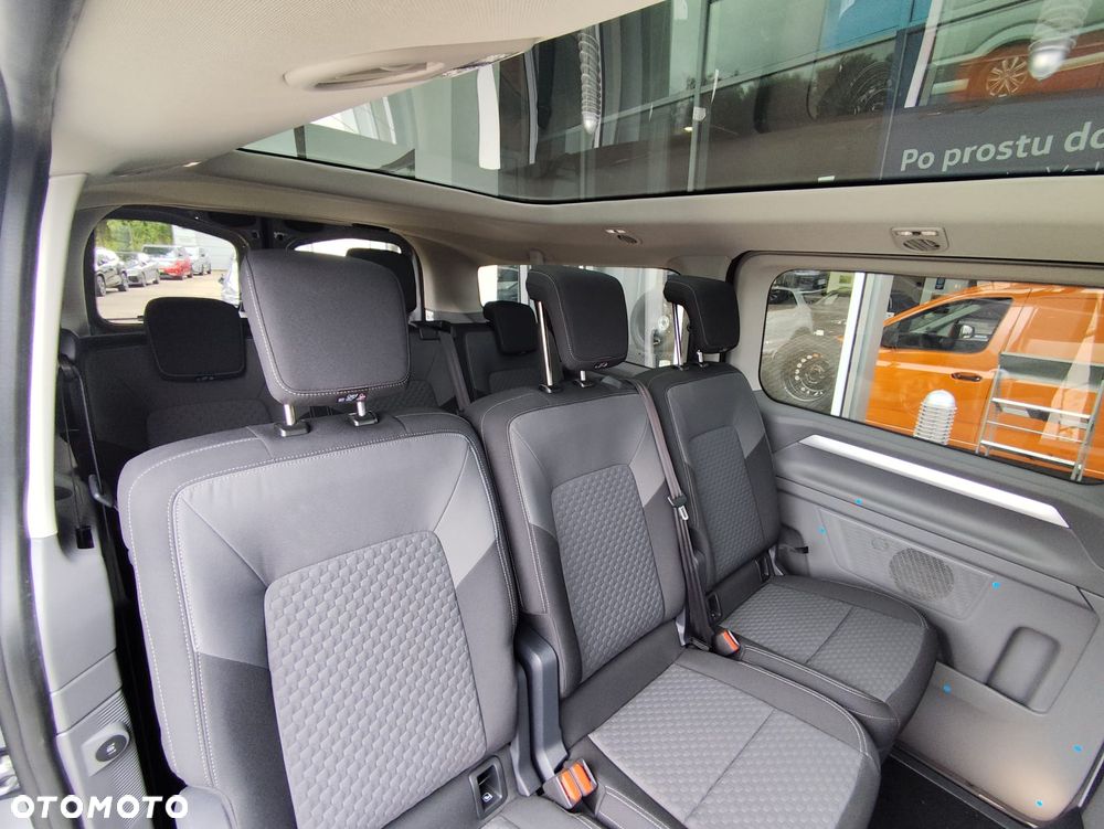 Volkswagen Caravelle - 15