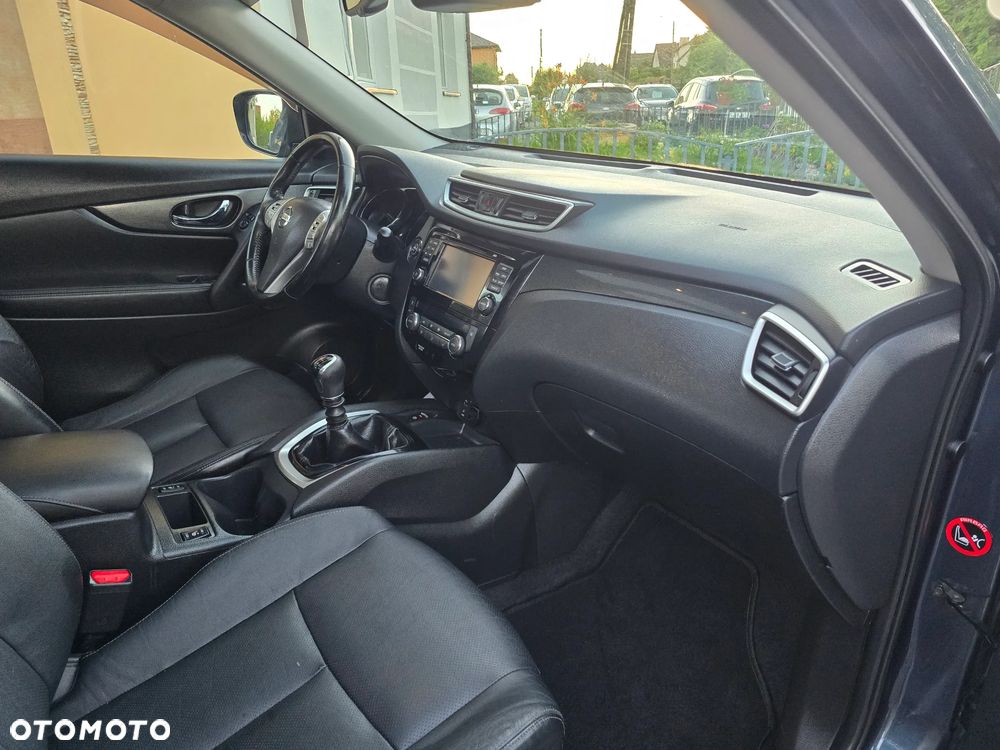 Nissan X-Trail 1.6 DIG-T Tekna - 27