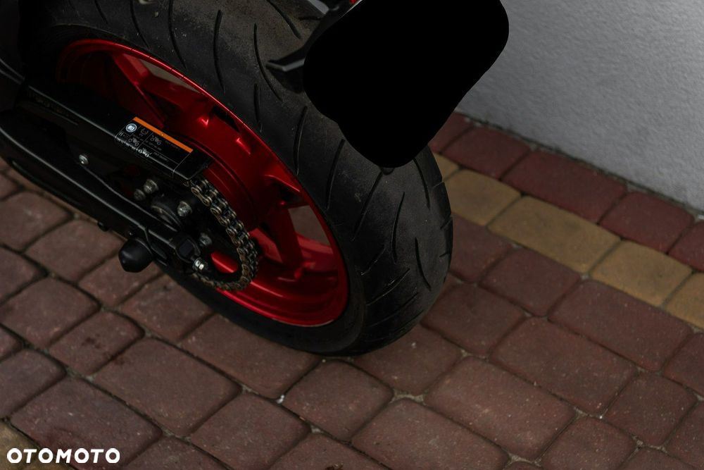 Kawasaki Z 650 - 8