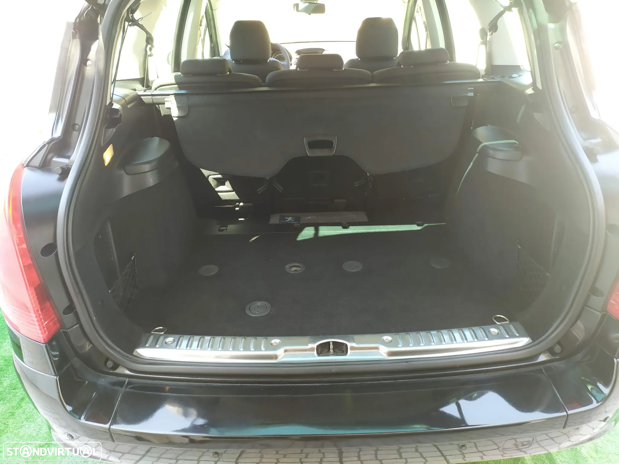 Peugeot 308 SW 1.6 HDi Executive CVM6 - 47