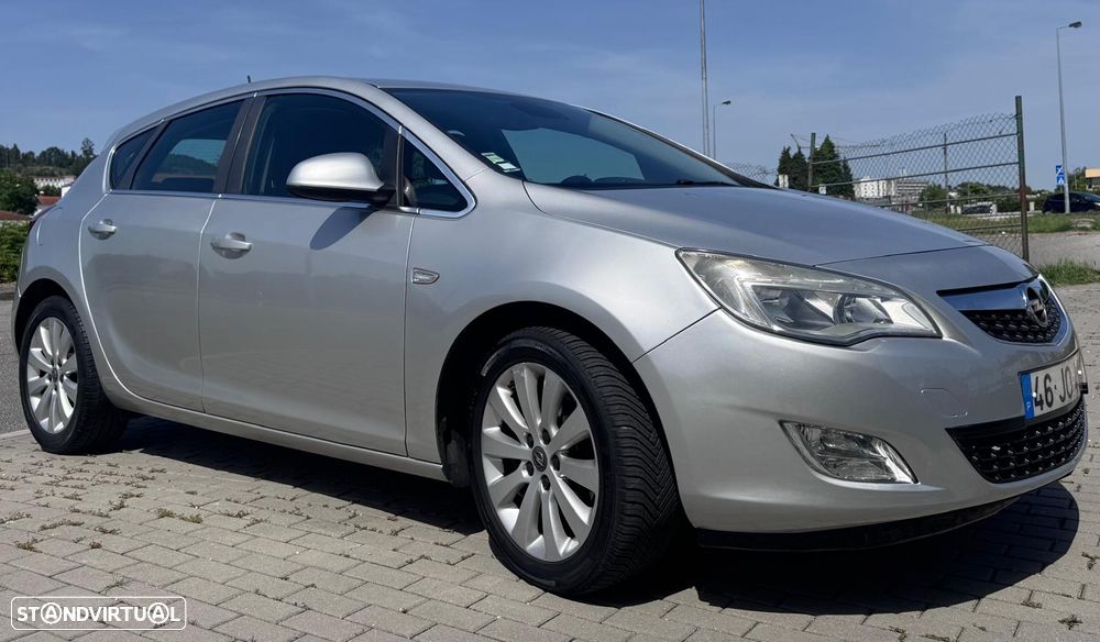 Opel Astra 1.7 CDTI Cosmo - 2